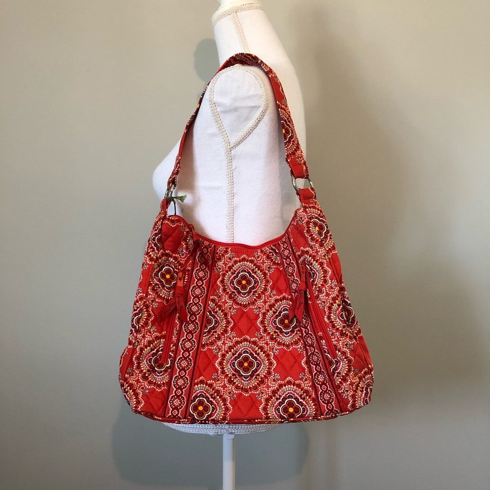 NWT Vera Bradley Zipper Shoulder Bag in Orange.